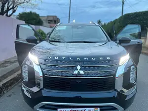 Mitsubishi Outlander SEL Black Edition 2023 Black
