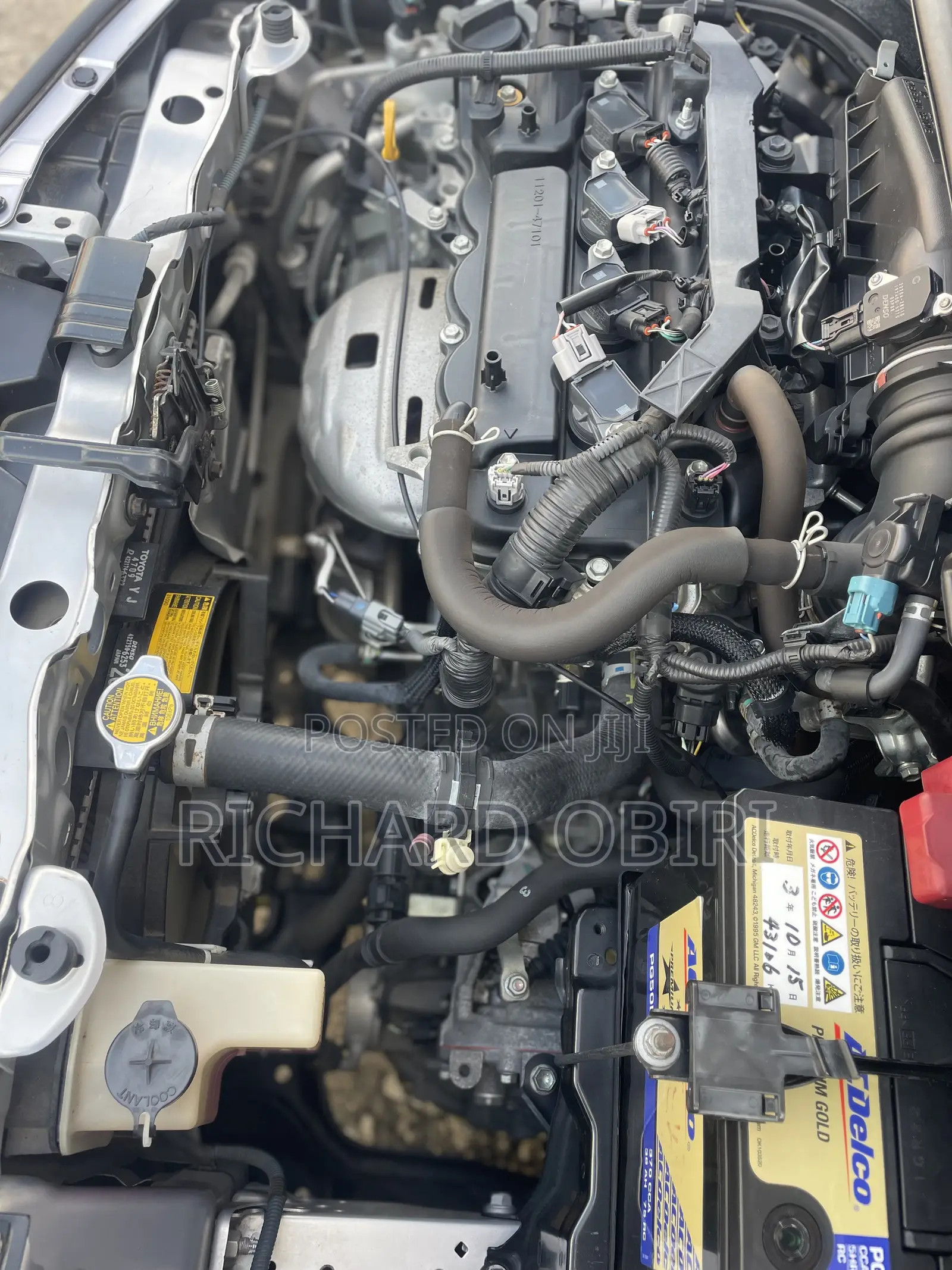 Toyota Vitz 1.3 AWD 5dr 2013 Silver