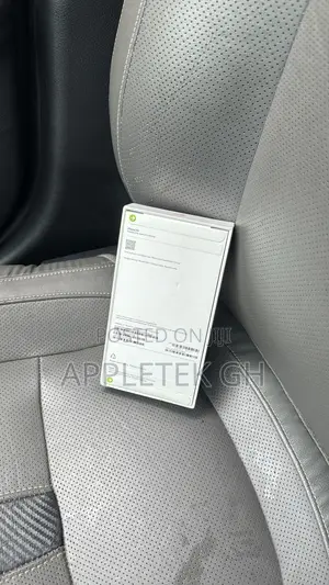 New Apple iPhone 17e 256 GB Pink