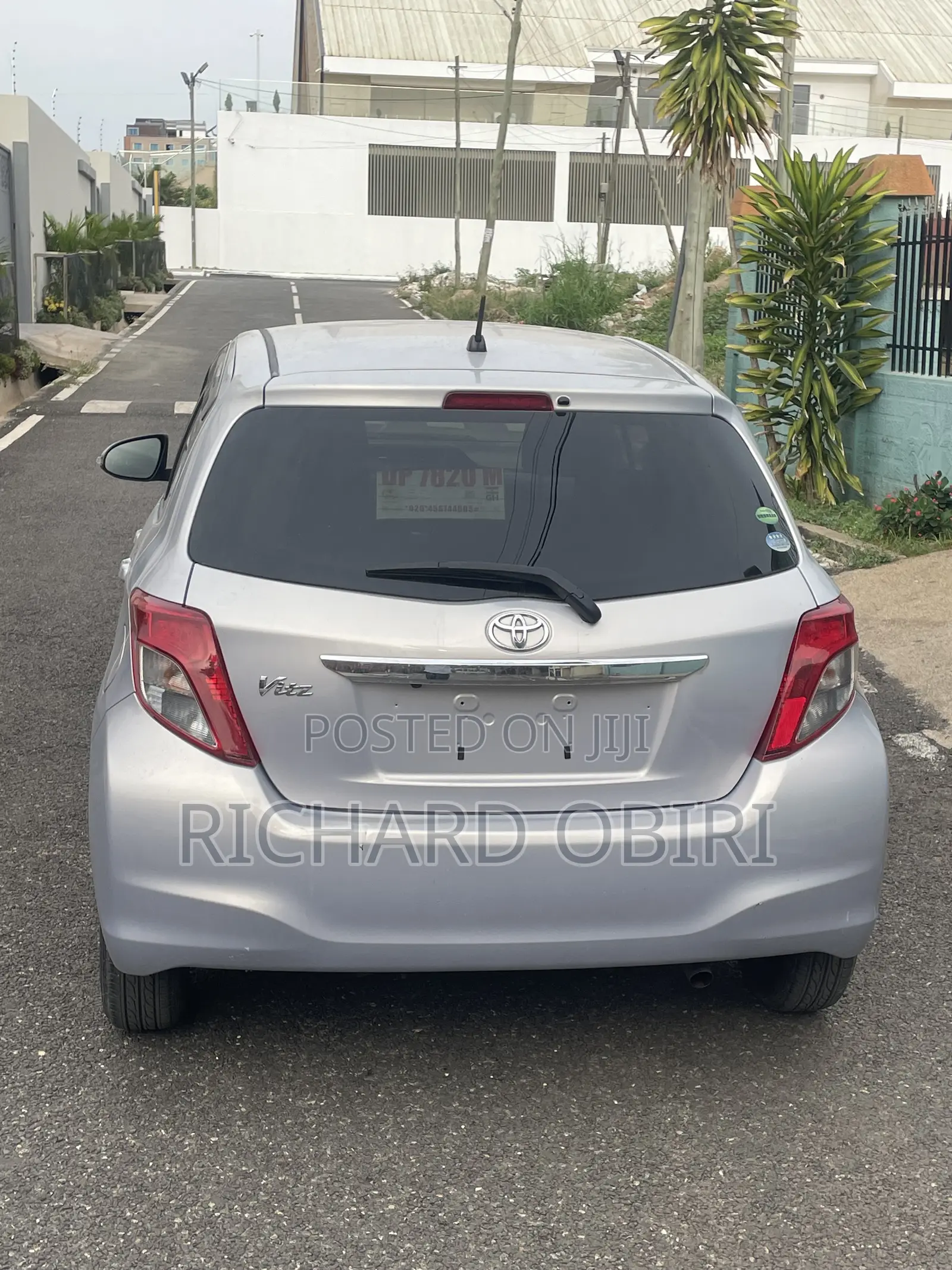 Toyota Vitz 1.3 AWD 5dr 2013 Silver