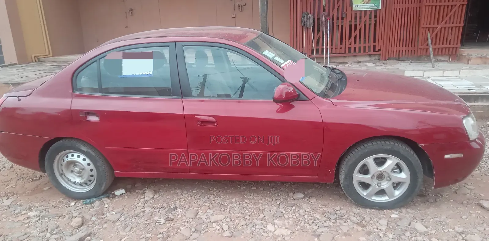Hyundai Elantra GT 2002 Red