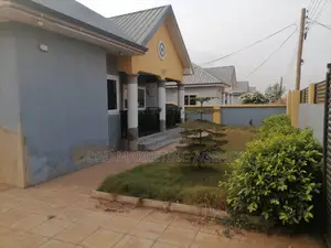 3bdrm House in Adom Estate, Community 25 for sale