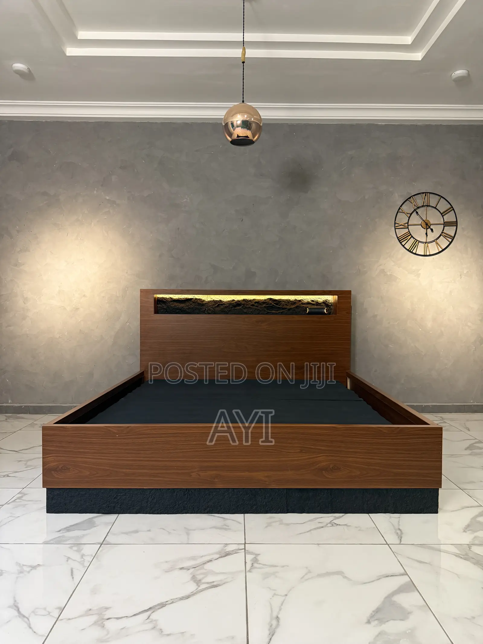 Niche Smart Bed