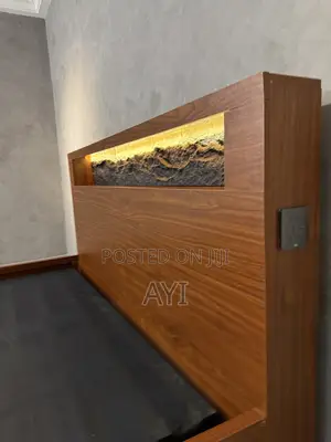 Niche Smart Bed