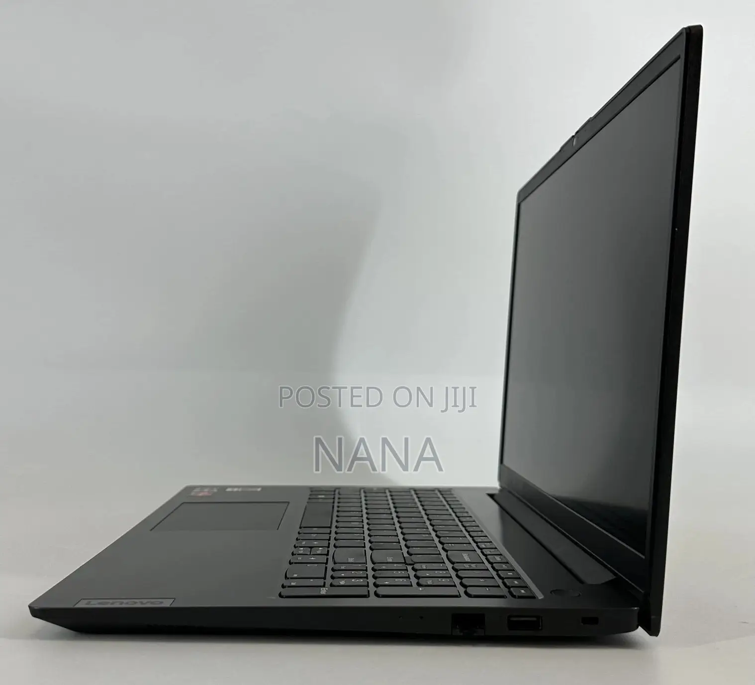 Laptop Lenovo V15 16GB AMD Ryzen 7 SSD 512GB