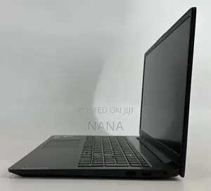 Laptop Lenovo V15 16GB AMD Ryzen 7 SSD 512GB