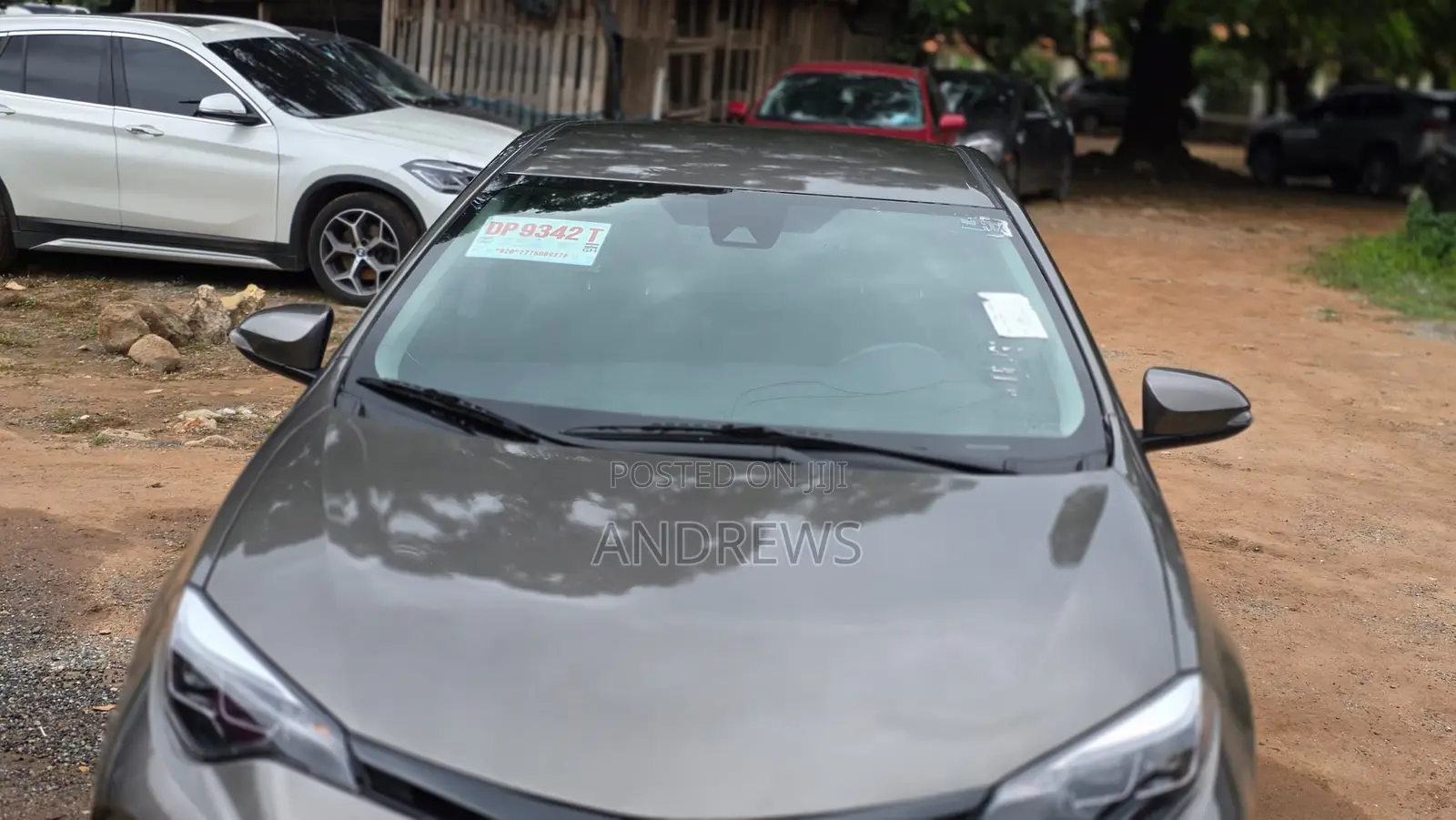 Toyota Corolla SE (1.8L 4cyl 6M) 2018 Brown