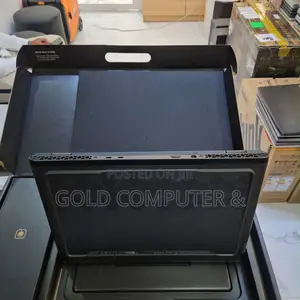 Laptop Alienware M16 R2 32GB Intel Core Ultra 9 SSD 1T