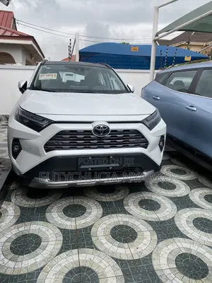 New Toyota RAV4 2025 White