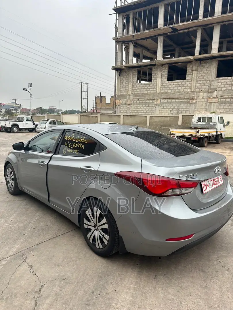 Hyundai Elantra Sport 4dr Sedan (2.0L 4cyl 6A) 2015 Gray
