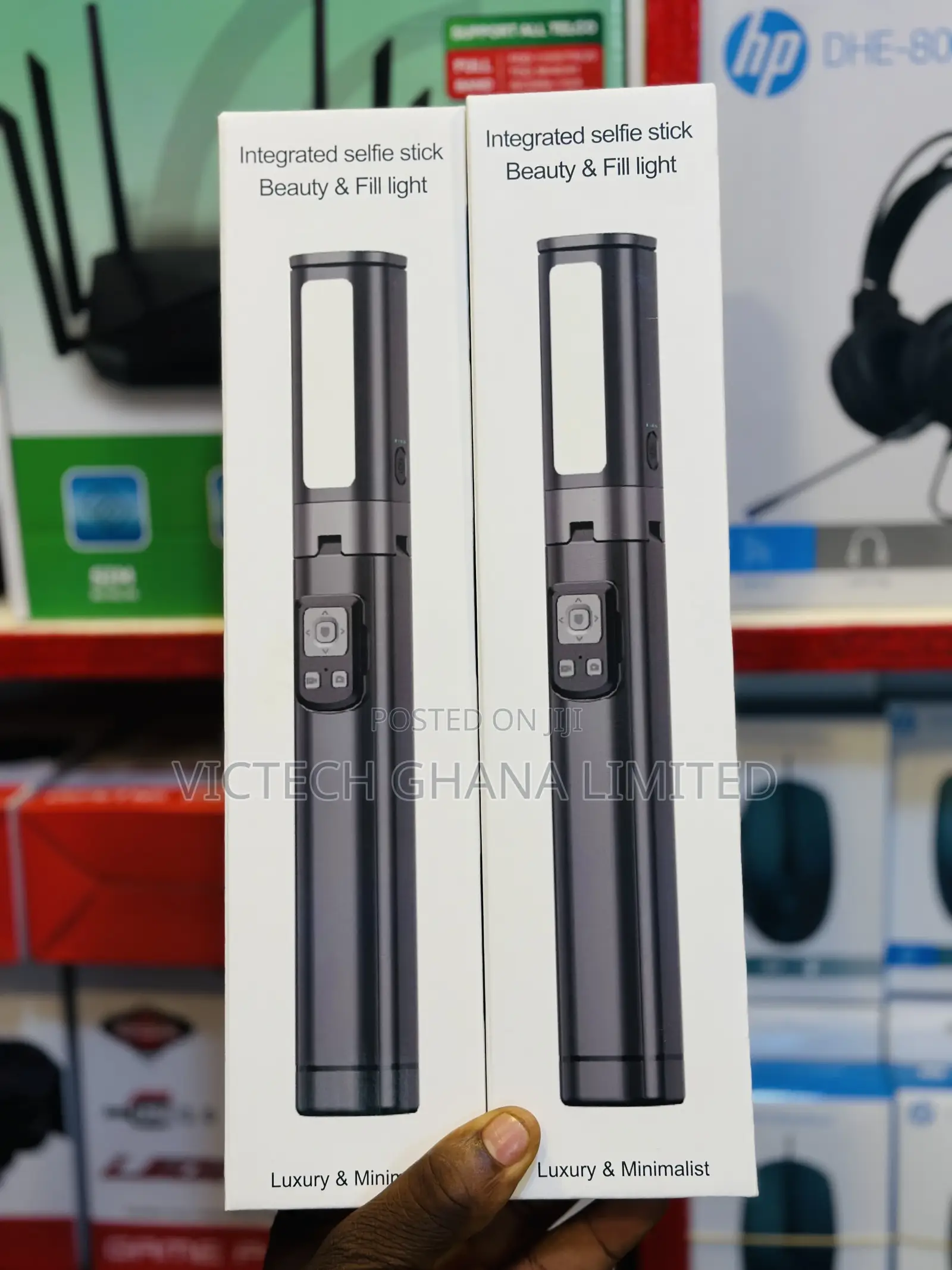 Cl19 Integrated Selfie Stick Beauty Fill Light