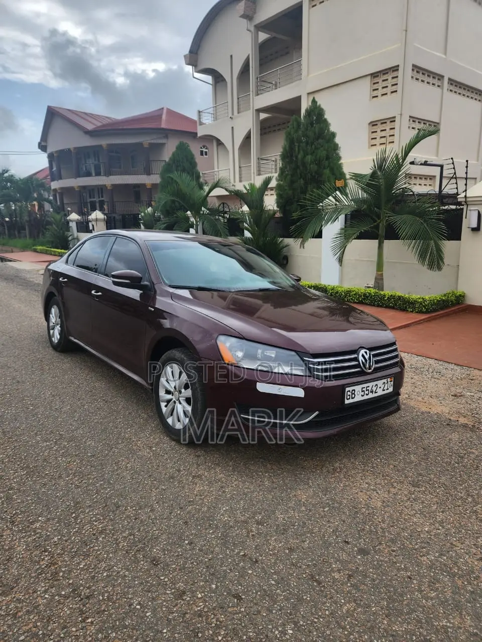 Volkswagen Passat 2014 Brown