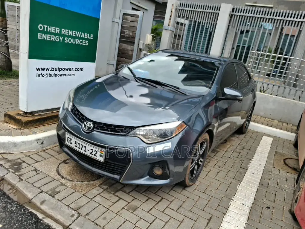 Toyota Corolla 2015 Gray