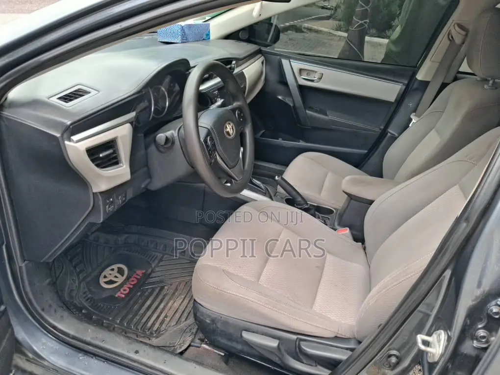 Toyota Corolla 2015 Gray