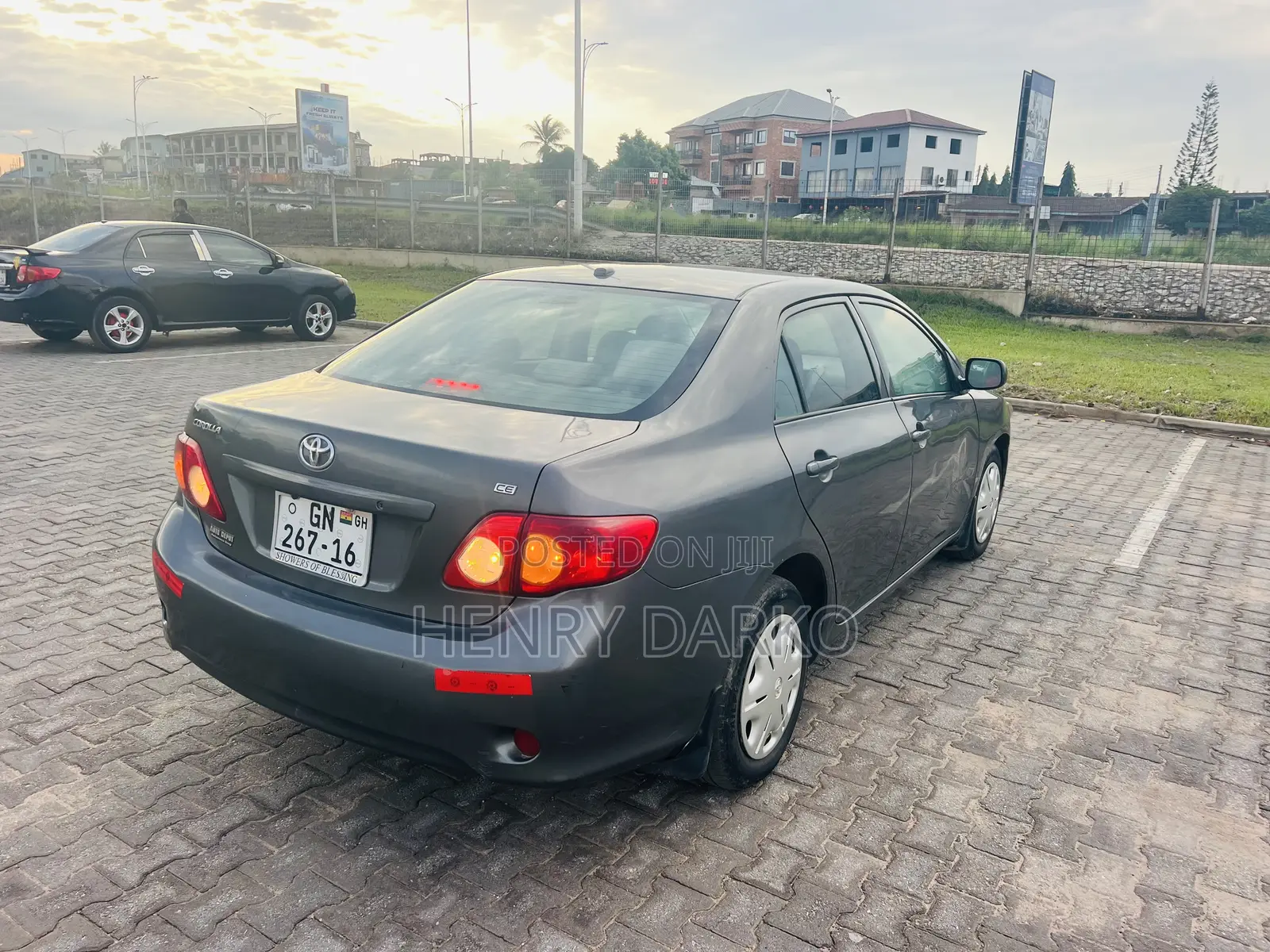 Toyota Corolla 2010 Gray