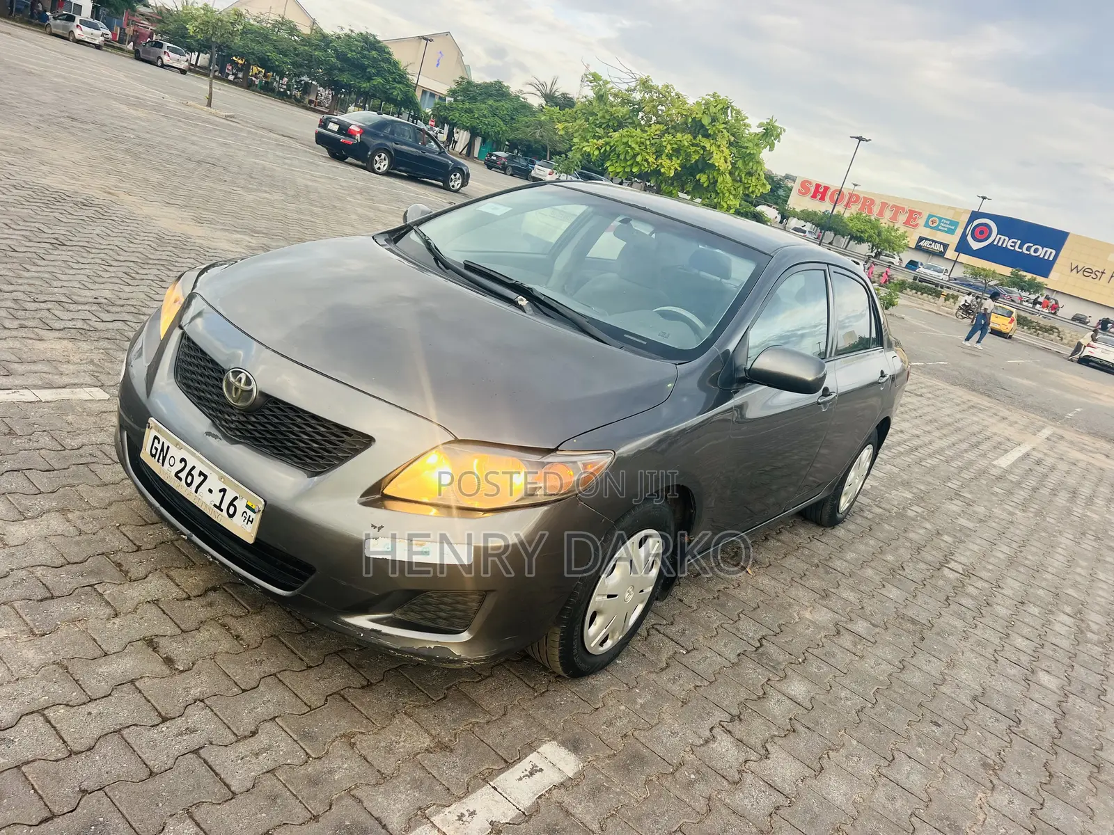 Toyota Corolla 2010 Gray