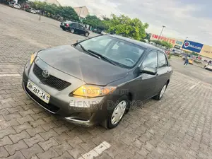 Toyota Corolla 2010 Gray