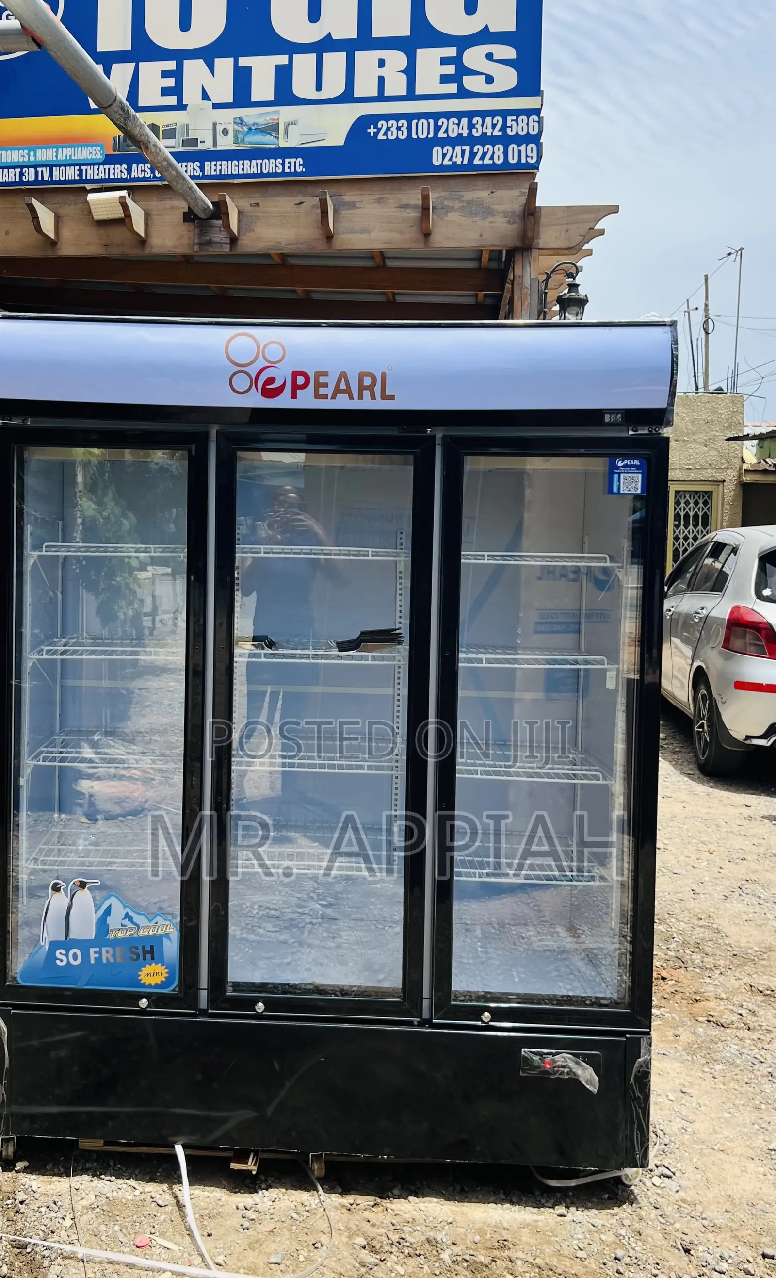 Super Durable Pearl 3 Door Beverage Cooler(Glass Door)