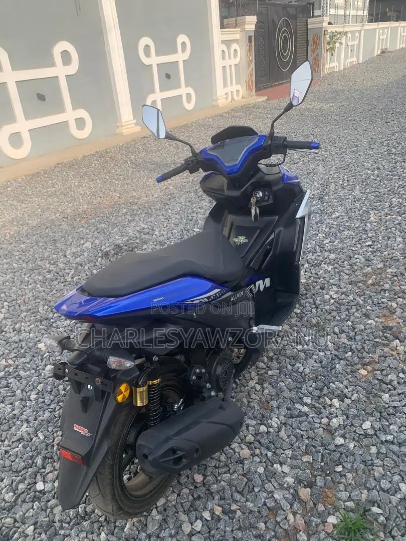 Yamaha NMAX 155 2025 Blue