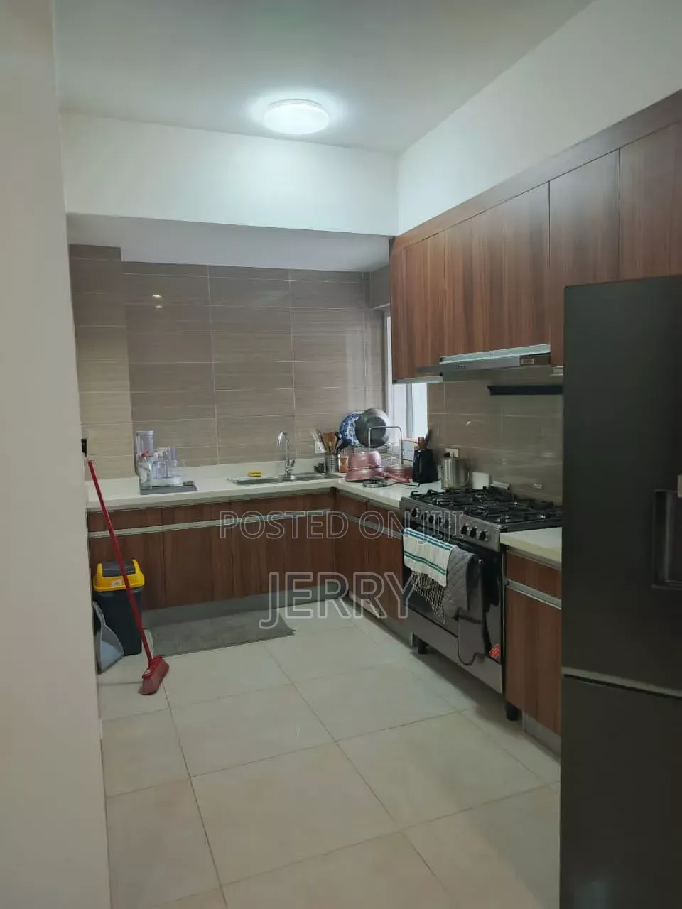 Furnished 2bdrm Apartment in Sakumono Estate for rent