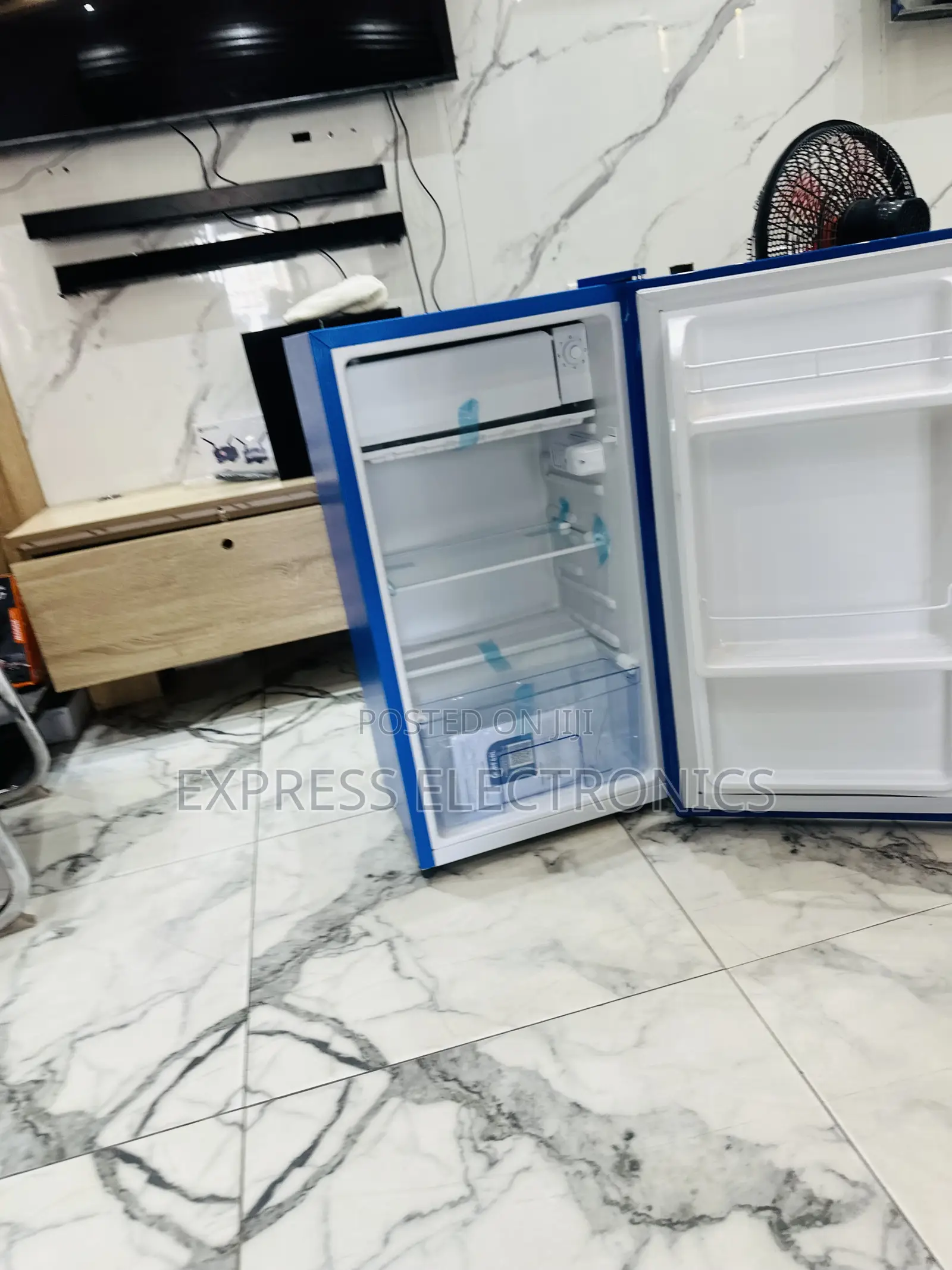 Cute Blue Table Top Fridge Pearl of-109-2b