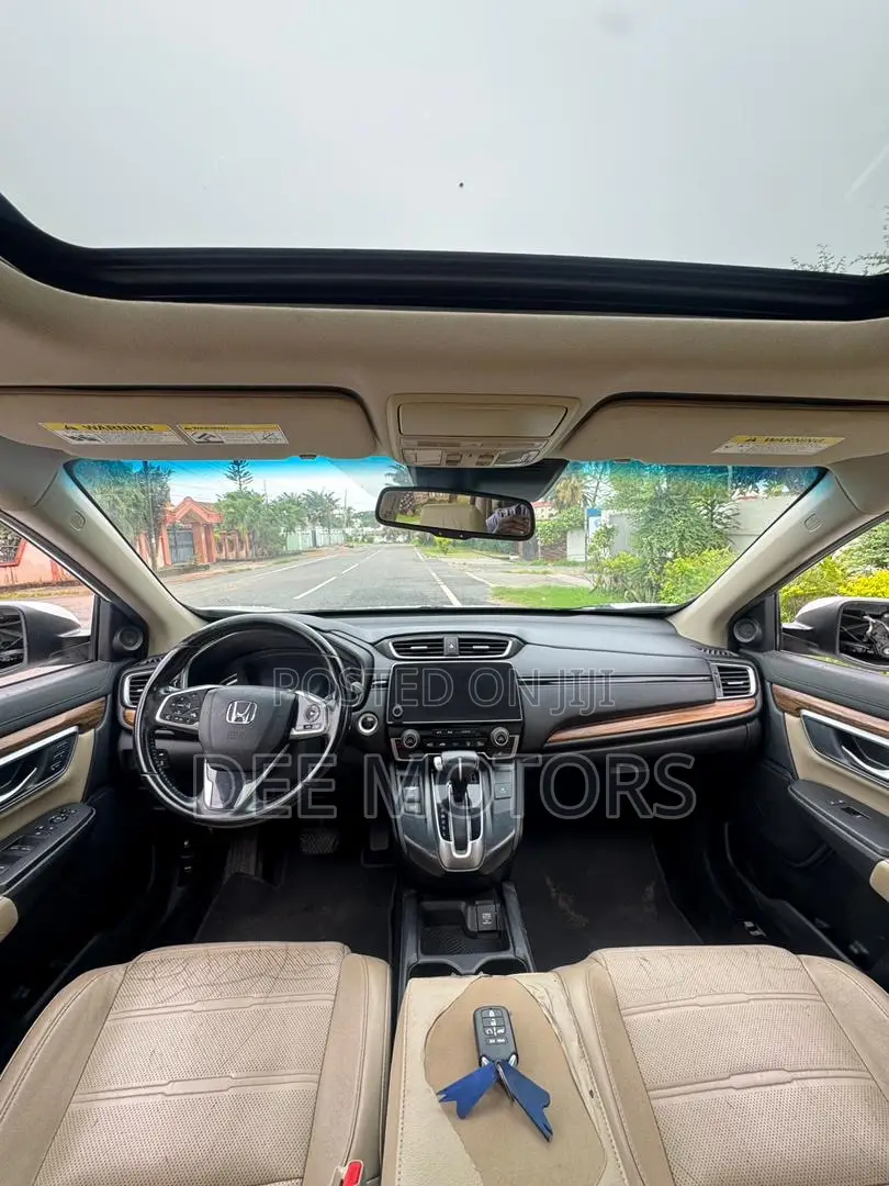 Honda CR-V Touring 4dr SUV AWD (1.5L 4cyl CVT) 2017 White