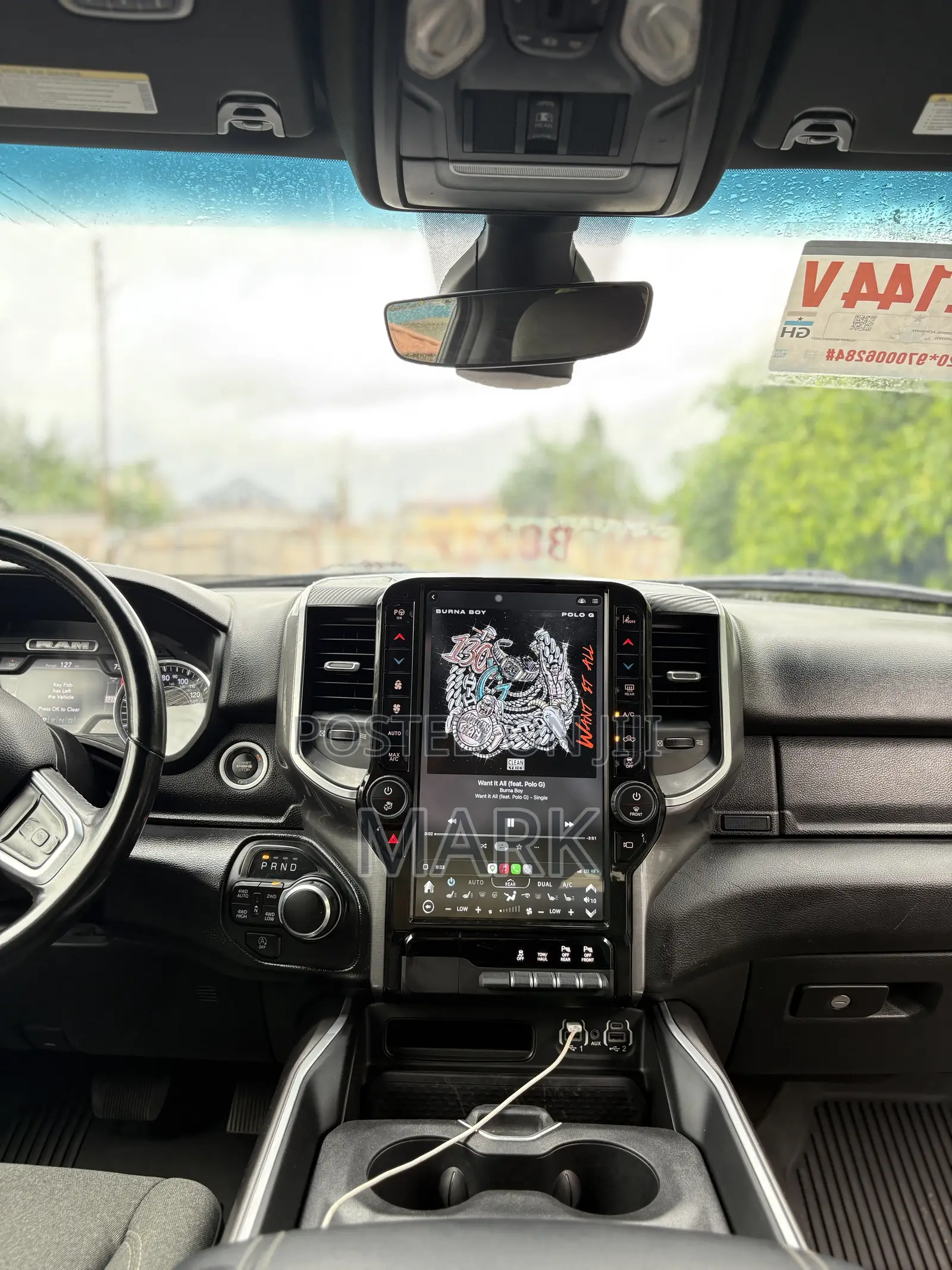 Dodge RAM 2022 Silver