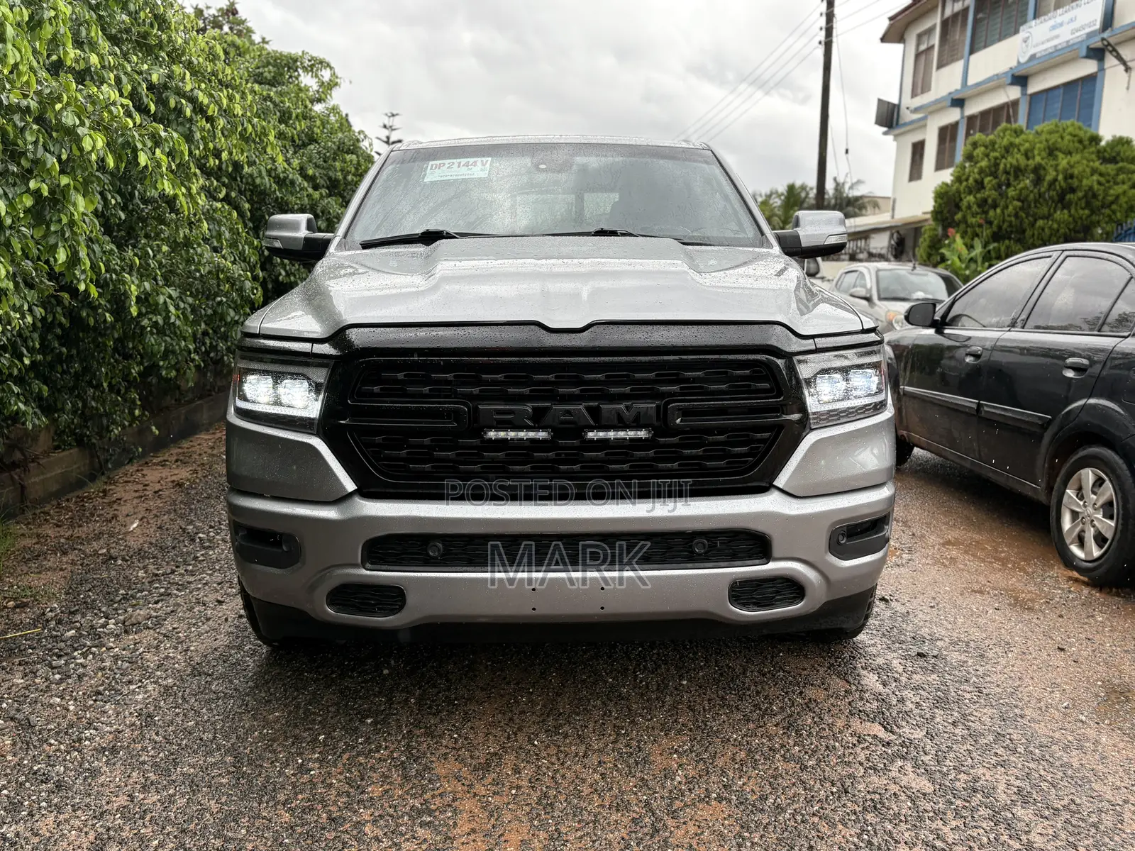 Dodge RAM 2022 Silver
