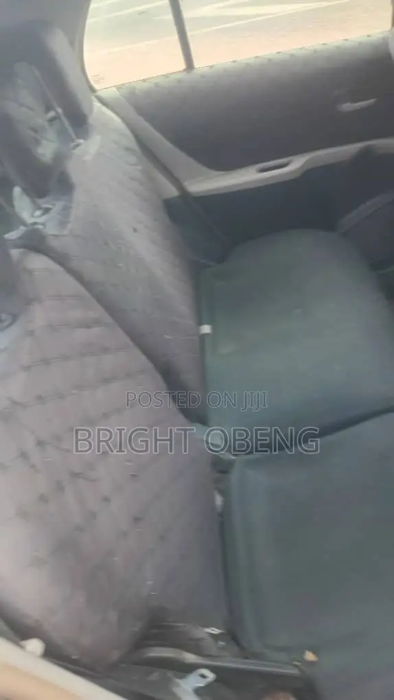 Toyota Yaris 2013 Black