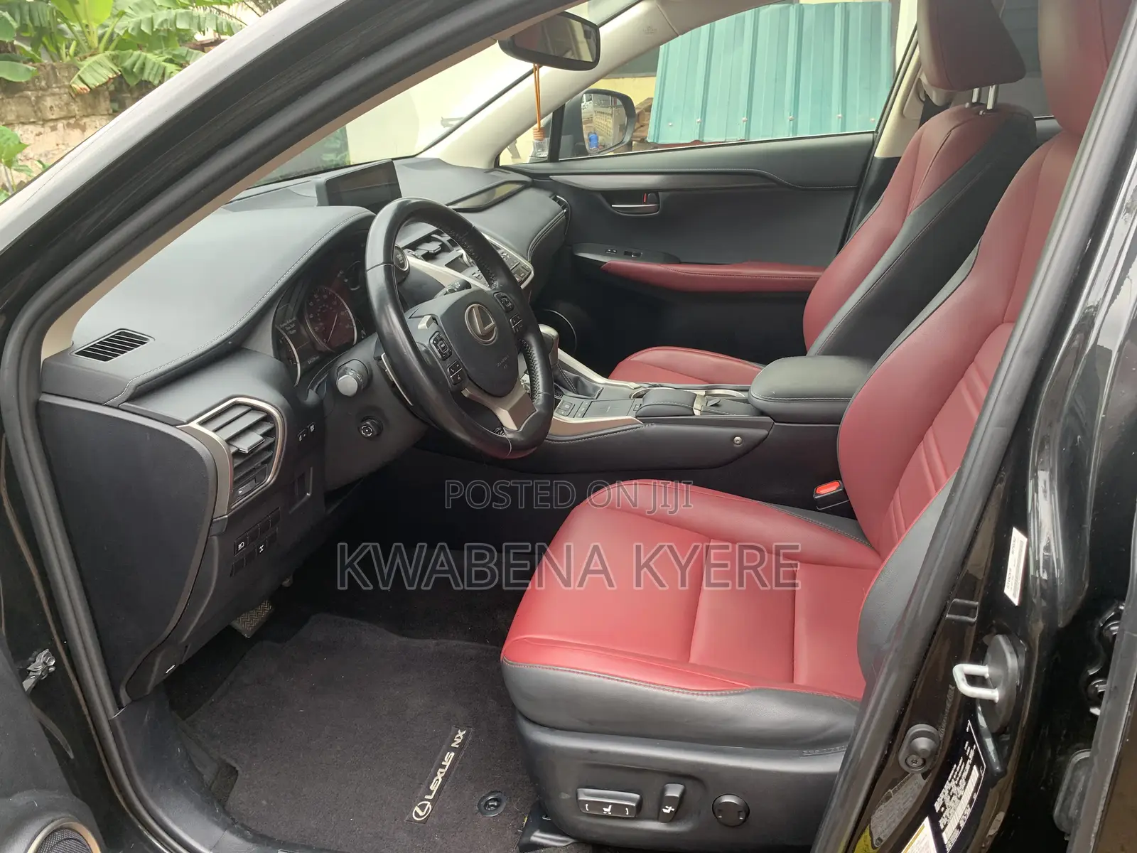 Lexus NX 300 FWD 2020 Black