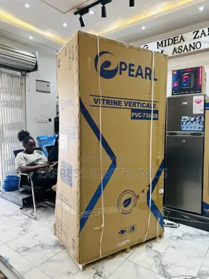 Quality Sleek Two Door Display Fridge 610l Pearl.