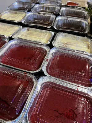 Foil Cakes( Vanilla,Chocolate,Red Velvet,Banana and Coconut Flavours )