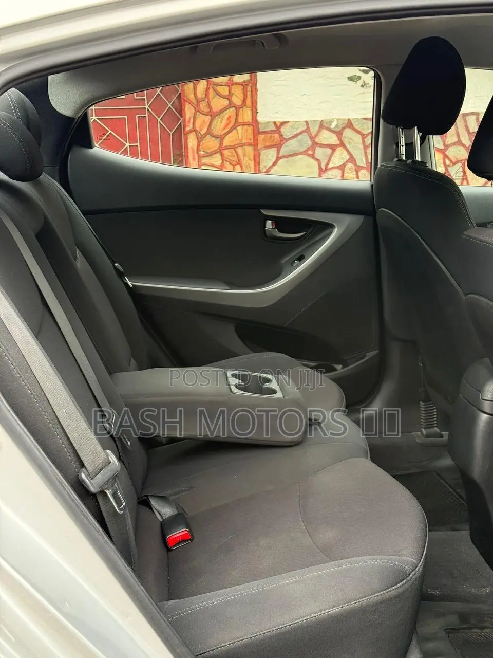 Hyundai Elantra SE Sedan FWD (1.8L 4cyl 6A) 2016 Gray