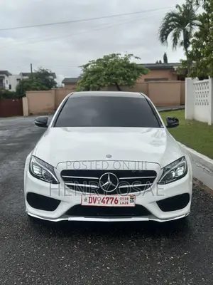 Mercedes-Benz C300 Luxury 4Matic Sedan AWD (2.0L 4cyl 7A) 2016 White