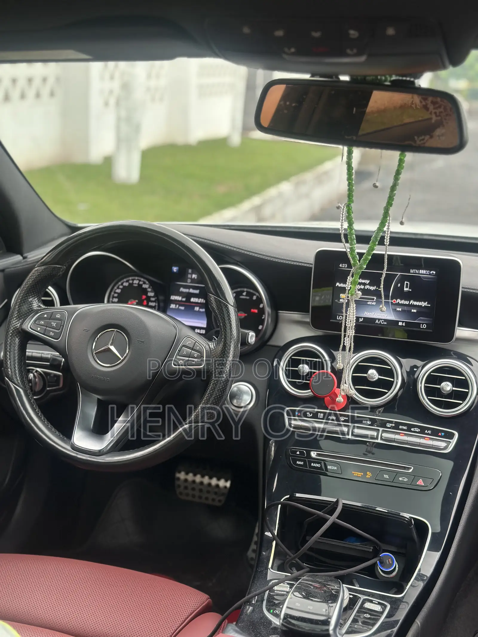 Mercedes-Benz C300 Luxury 4Matic Sedan AWD (2.0L 4cyl 7A) 2016 White