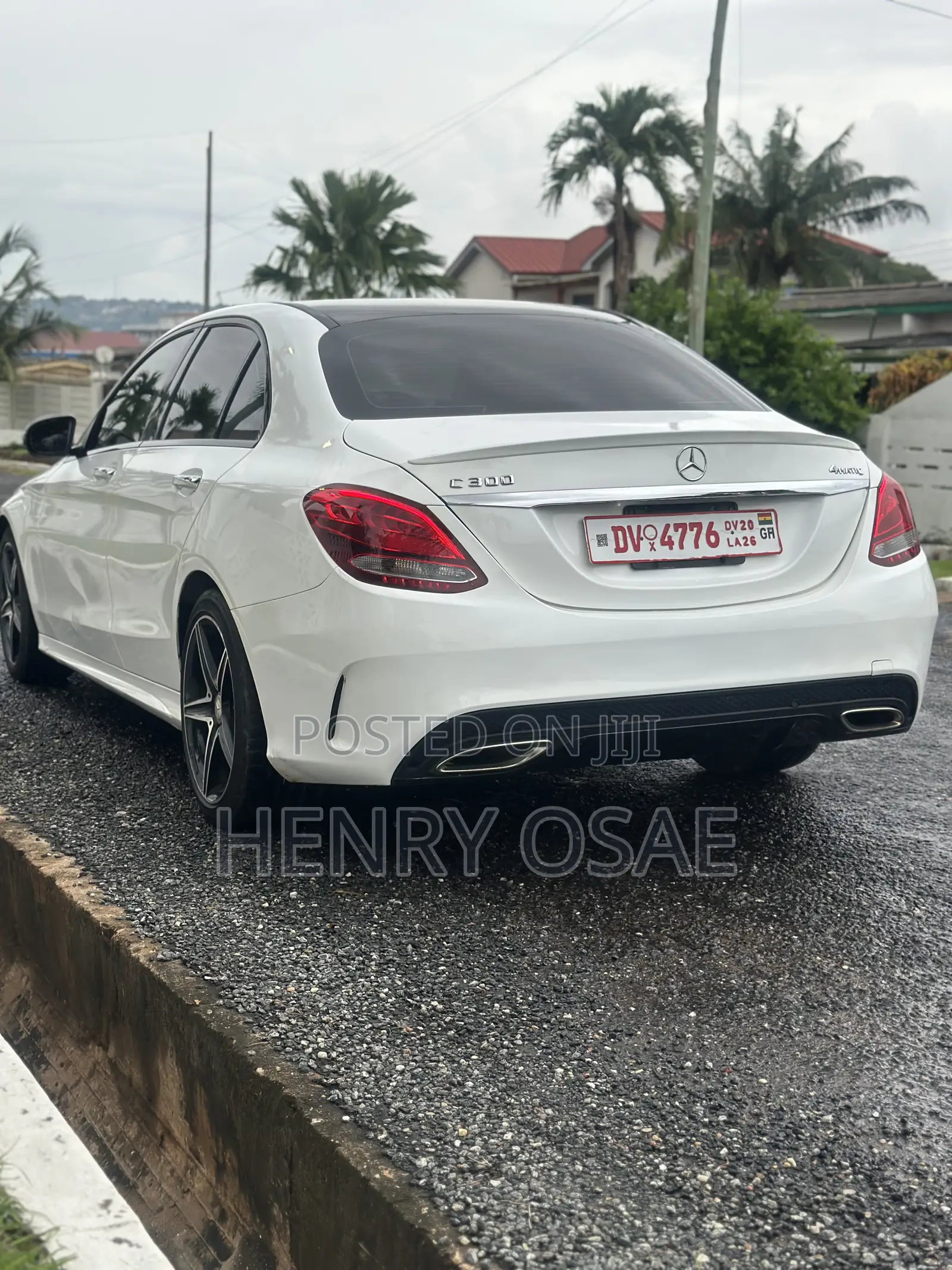 Mercedes-Benz C300 Luxury 4Matic Sedan AWD (2.0L 4cyl 7A) 2016 White