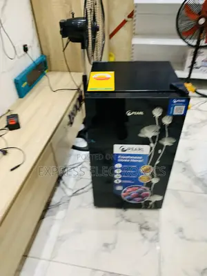 Energy Efficiency Technology Black Table Top Fridge 80l Pearl