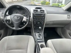 Toyota Corolla 2012 Red