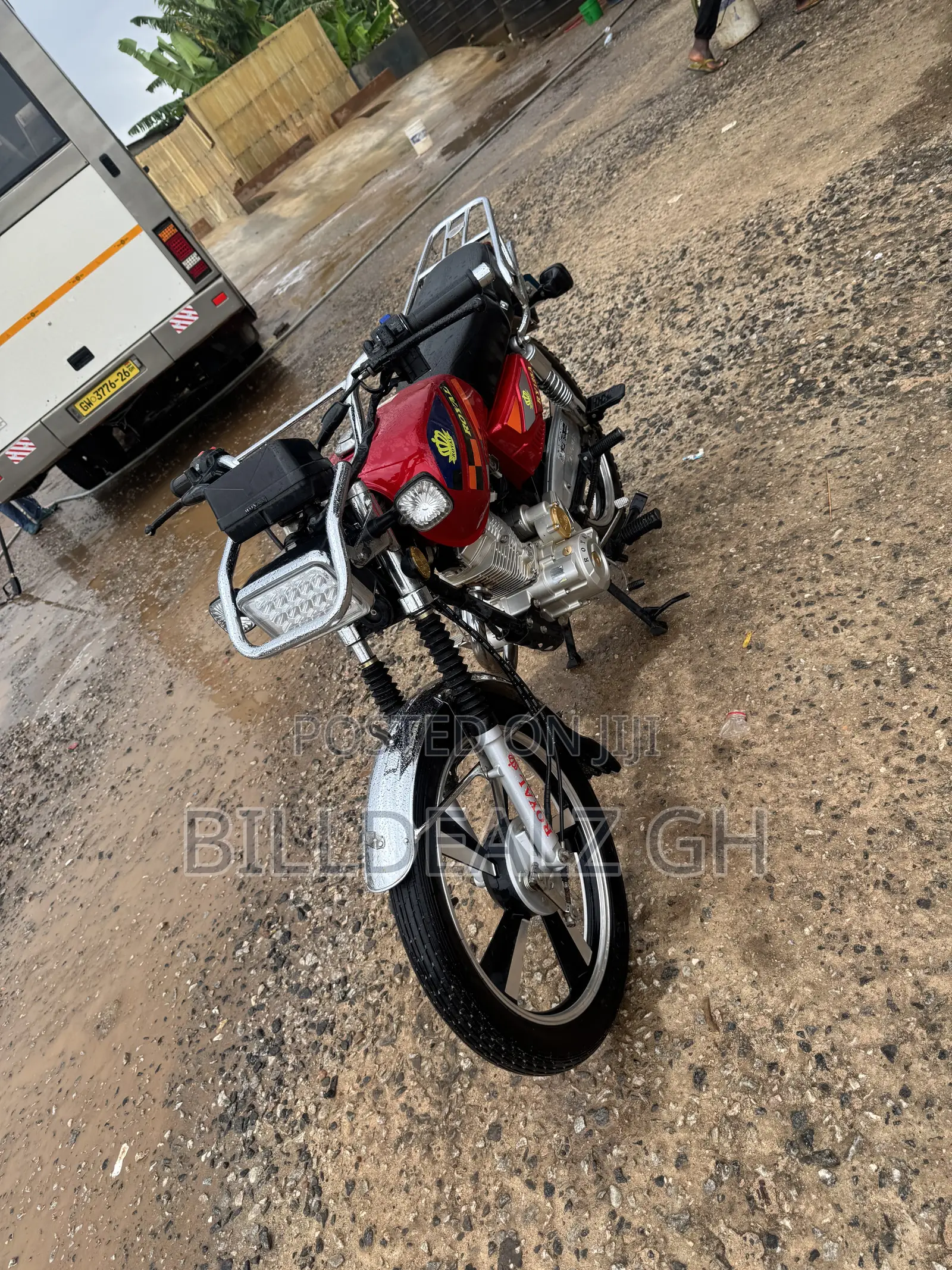 Royal RY125 2025 Red