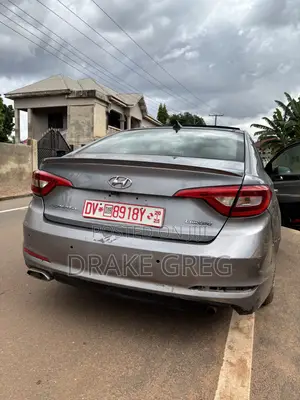 Hyundai Sonata Limited 4dr Sedan (2.4L 4cyl 6A) 2015 Gray