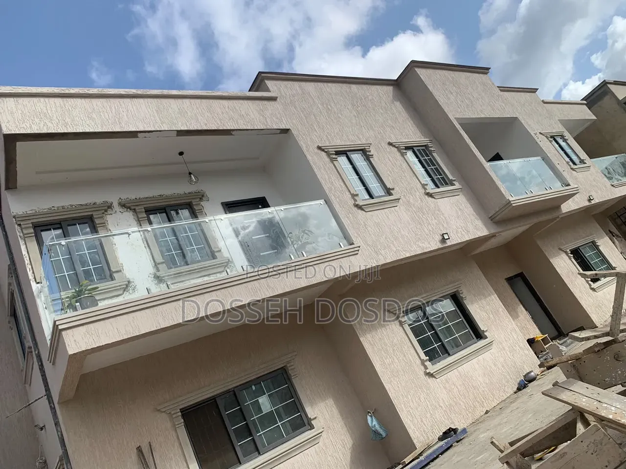 Affordable Paint,Skimming and Graphiato