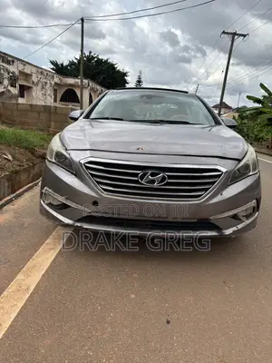 Hyundai Sonata Limited 4dr Sedan (2.4L 4cyl 6A) 2015 Gray