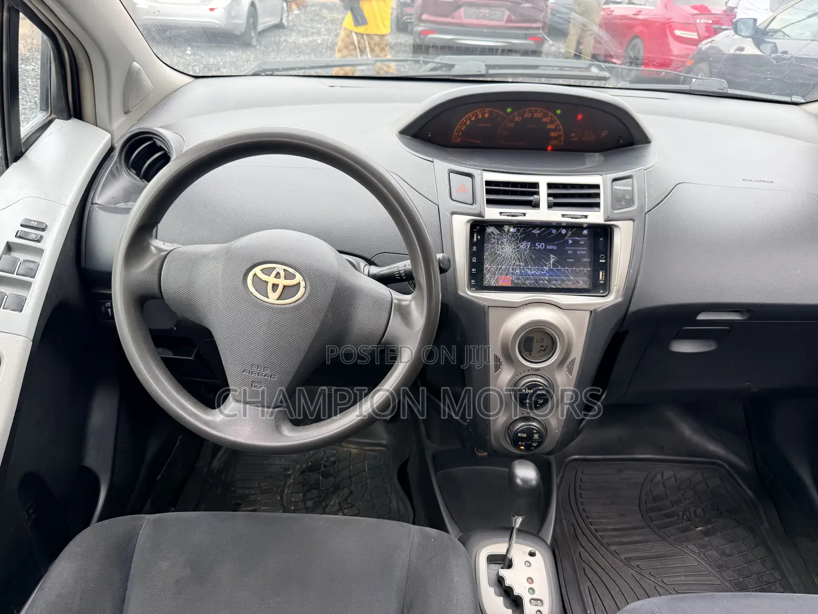 Toyota Vitz 2010 Gray