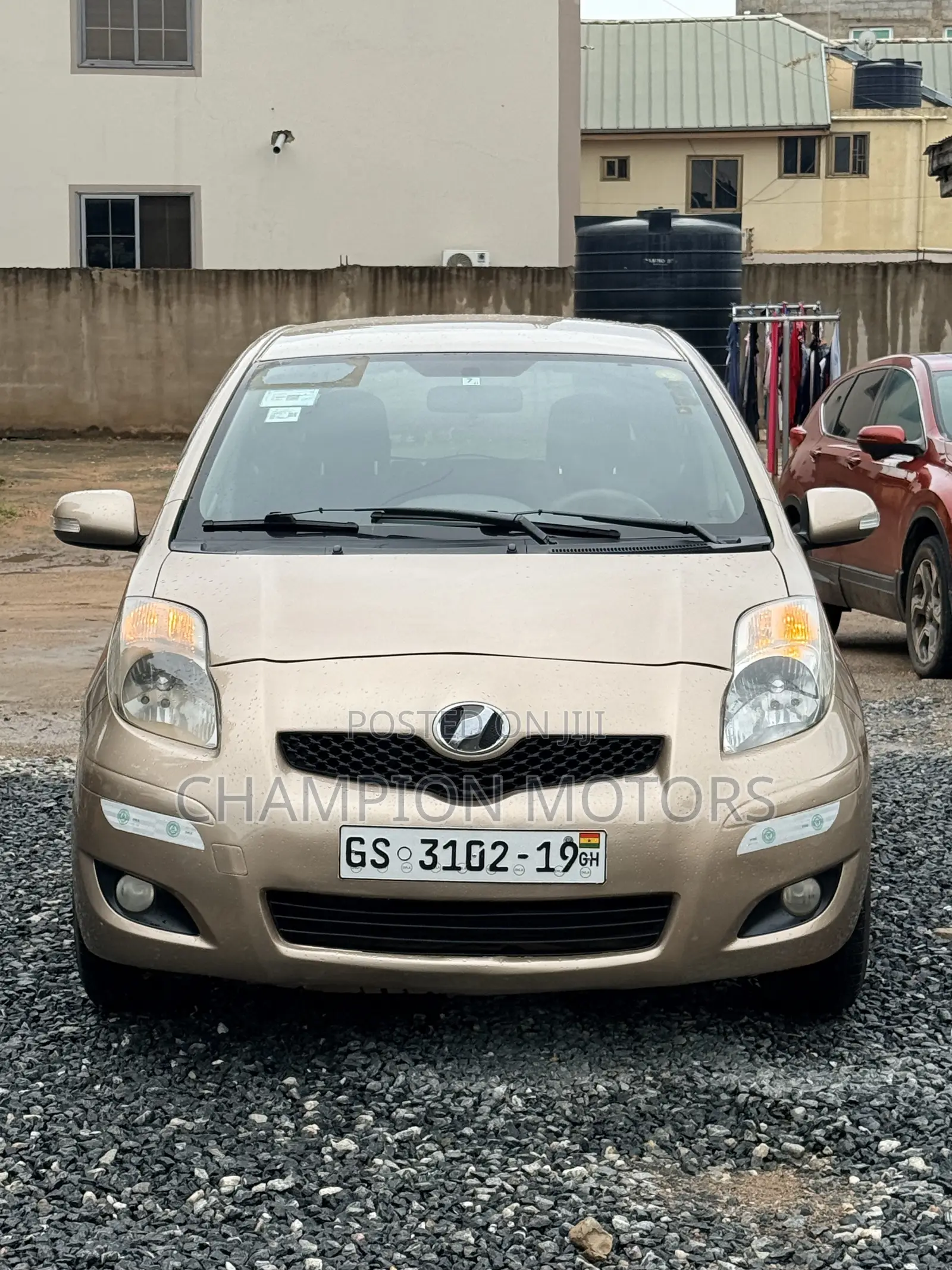 Toyota Vitz 2010 Gray