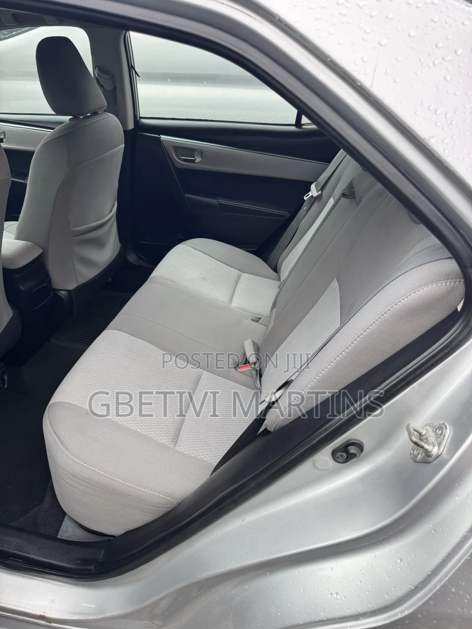 Toyota Corolla 2015 Silver