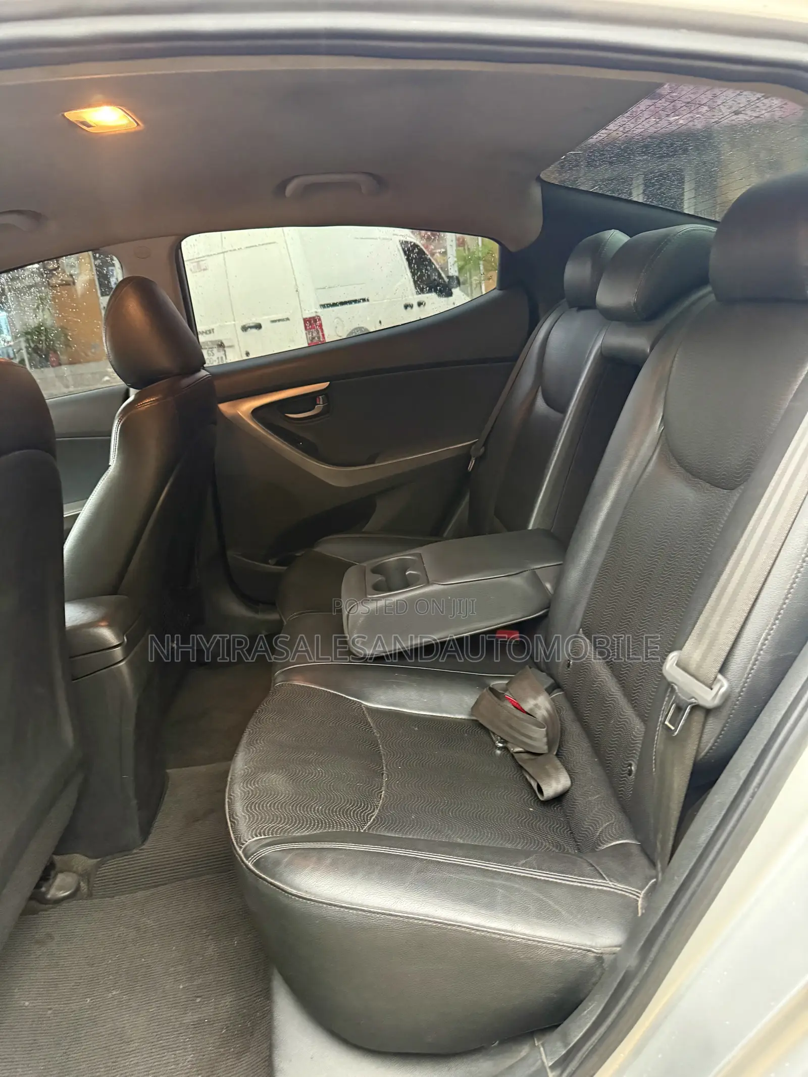 Hyundai Avante 2013 Silver