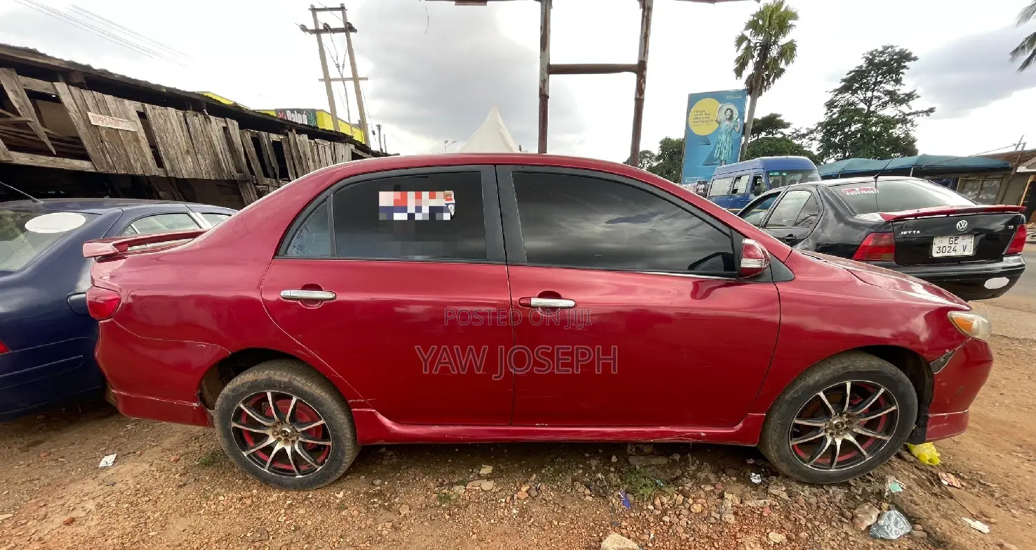 Toyota Corolla 2010 Red