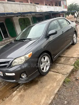 Toyota Corolla 2013 Gray