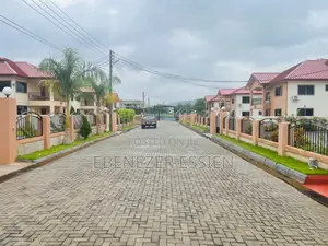 4bedroom Ensuite House for Sale at Oyarifa