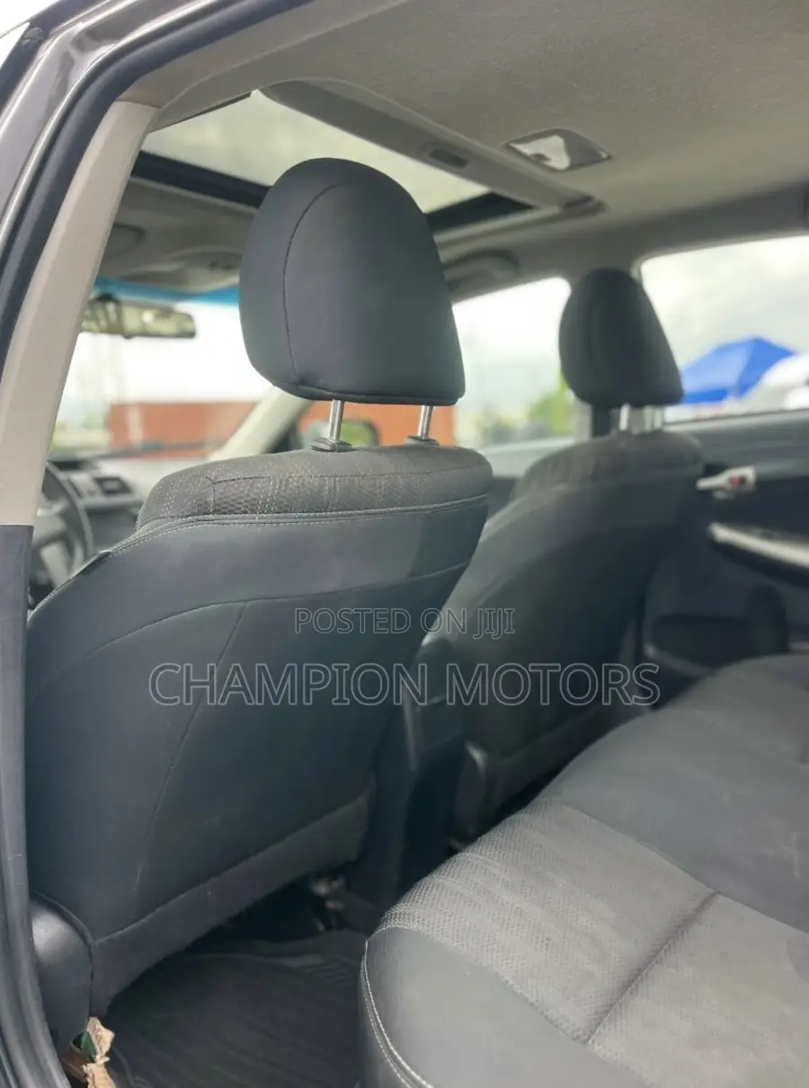 Toyota Corolla 2013 Silver